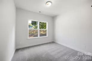 603 Coulwood Dr, Charlotte, NC 28214 - Photo 21