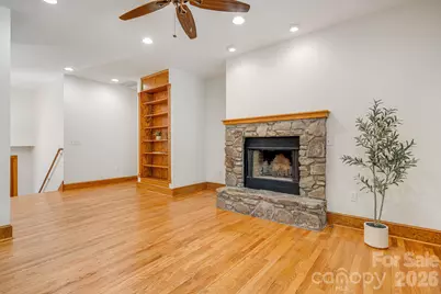 21 Lake Avenue, Black Mountain, NC 28711 - Photo 11