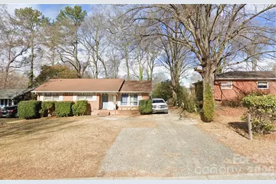 3819 Farmview Road, Charlotte, NC 28205 - Photo 1