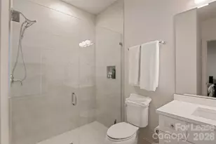 1708 Lombardy Cir, Charlotte, NC 28203 - Photo 15