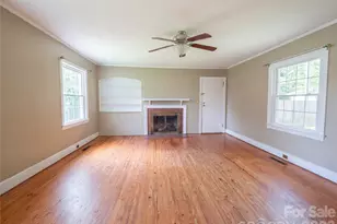 907 S South St, Gastonia, NC 28052 - Photo 3
