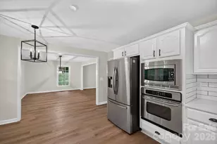 5550 Overlook Cir, Winston Salem, NC 27105 - Photo 19
