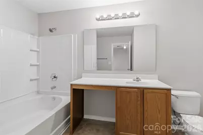 6215 Woodland Commons Drive, Charlotte, NC 28269 - Photo 15