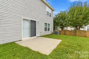 6215 Woodland Commons Dr, Charlotte, NC 28269 - Photo 21