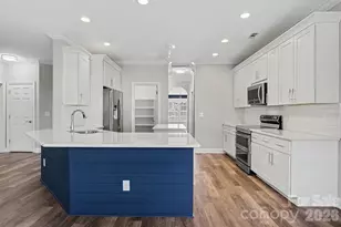 1006 Triple Crown Dr, Indian Trail, NC 28079 - Photo 3