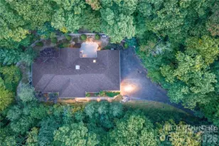 560 Greystone Dr, Boone, NC 28607 - Photo 5