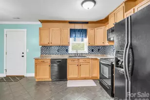 112 Roseborough Rd, Grover, NC 28073 - Photo 13