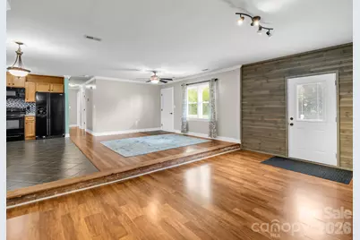 112 Roseborough Road, Grover, NC 28073 - Photo 5