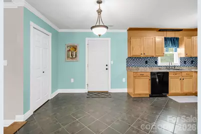 112 Roseborough Road, Grover, NC 28073 - Photo 9