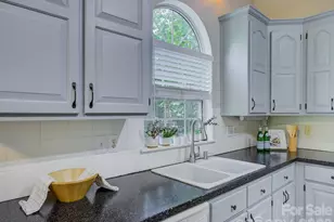 9207 Rainbow Forest Dr, Charlotte, NC 28277 - Photo 21