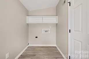 3801 Hillock Ct, Charlotte, NC 28215 - Photo 31
