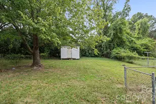 1409 Essex St, Gastonia, NC 28052 - Photo 23