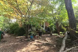 800 Farmcrest Dr, Charlotte, NC 28206 - Photo 1