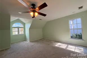 11911 Royal Castle Ct, Charlotte, NC 28277 - Photo 7