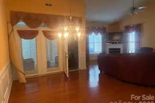 3511 Winter View Ct, Charlotte, NC 28269 - Photo 7