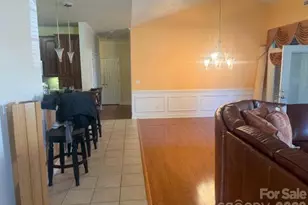 3511 Winter View Ct, Charlotte, NC 28269 - Photo 3