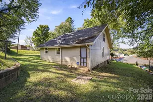 1203 Spainhour St, Lenoir, NC 28645 - Photo 21