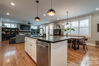 1927 Hamorton Place, Charlotte, NC 28205 - Photo 7