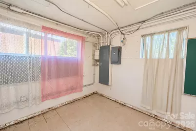 111/113 E Water Street, Statesville, NC 28677 - Photo 17