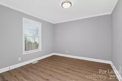 2233 Highland Street, Charlotte, NC 28208 - Photo 21