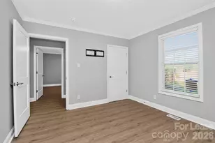 2233 Highland St, Charlotte, NC 28208 - Photo 23