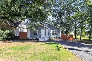 2233 Highland St, Charlotte, NC 28208 - Photo 3