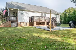 203 Dayton Rd, Dallas, NC 28034 - Photo 5