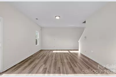 6215 Paw Village Road, Charlotte, NC 28214 - Photo 9