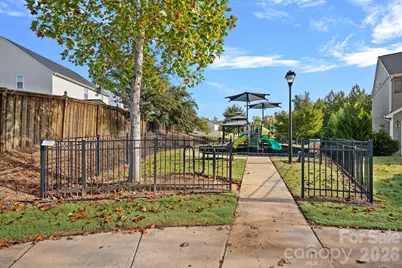 6215 Paw Village Road, Charlotte, NC 28214 - Photo 35