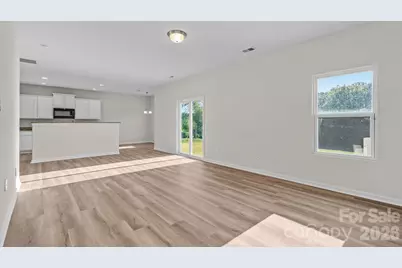 6215 Paw Village Road, Charlotte, NC 28214 - Photo 7
