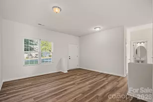 6215 Paw Village Rd, Charlotte, NC 28214 - Photo 3