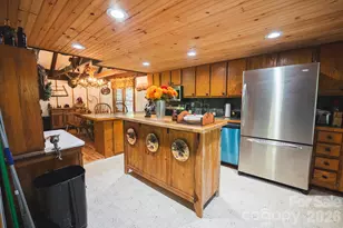 401 Shady Dr, Collettsville, NC 28611 - Photo 39