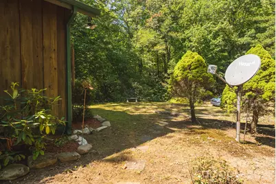 401 Shady Drive, Collettsville, NC 28611 - Photo 11