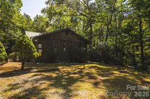 401 Shady Dr, Collettsville, NC 28611 - Photo 3