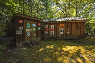 401 Shady Dr, Collettsville, NC 28611 - Photo 21