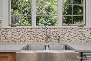 109 Yardley Ct, Hendersonville, NC 28739 - Photo 29