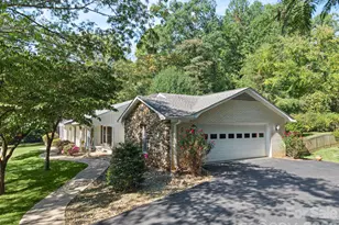 109 Yardley Ct, Hendersonville, NC 28739 - Photo 5