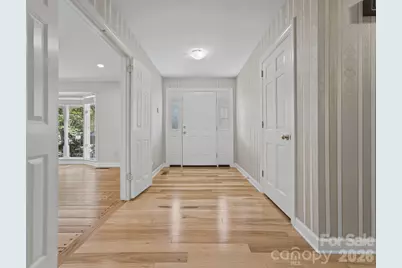 109 Yardley Court, Hendersonville, NC 28739 - Photo 9