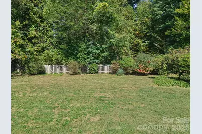 109 Yardley Court, Hendersonville, NC 28739 - Photo 45