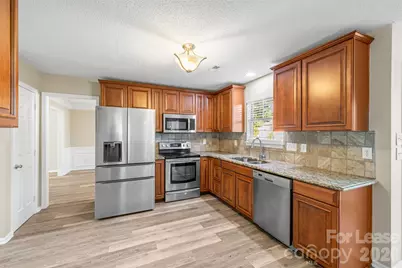 6102 Tesh Court, Charlotte, NC 28269 - Photo 9
