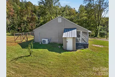 2805 H T Road, Lenoir, NC 28645 - Photo 7