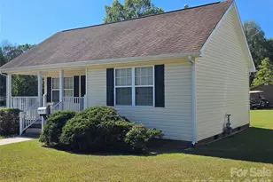 218 Center St, Chester, SC 29706 - Photo 3