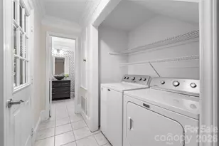 322 W 10th St, Charlotte, NC 28202 - Photo 17