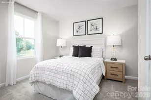 4018 Sunset Crk Dr, Charlotte, NC 28216 - Photo 9