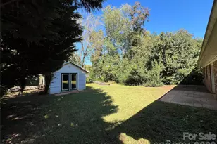 247 Seitz Dr, Forest City, NC 28043 - Photo 3