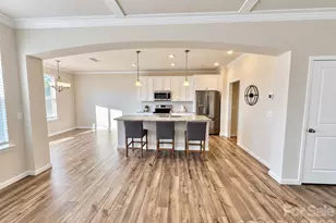 8149 Merryvale Ln, Charlotte, NC 28214 - Photo 7
