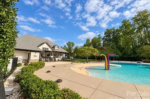 8149 Merryvale Ln, Charlotte, NC 28214 - Photo 5