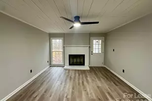 1401 Longbrook Dr, Charlotte, NC 28270 - Photo 9