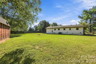 125 Longfield Dr, Mooresville, NC 28115 - Photo 9
