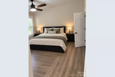 1346 39th Street Circle SW, Hickory, NC 28602 - Photo 9